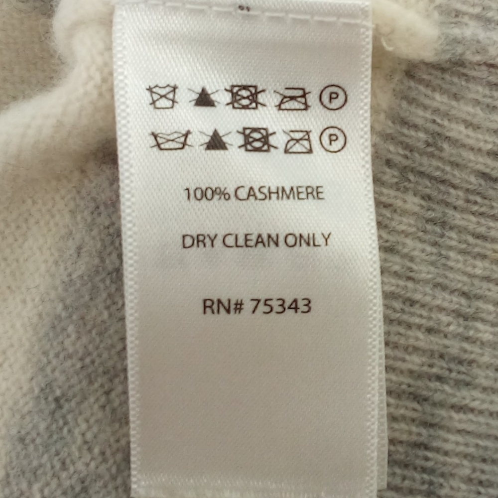 100% Cashmere Gray Ivory Striped Crew Neck Sweater 2 ply C&C California Small - Picture 6 of 8